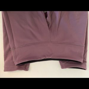 Reversible lululemon wunder under crop